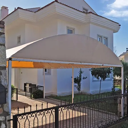 Villa Emperial Cedit